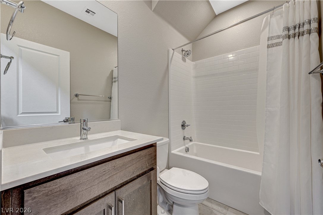 6853 Desert Finch Street Property Photo 23