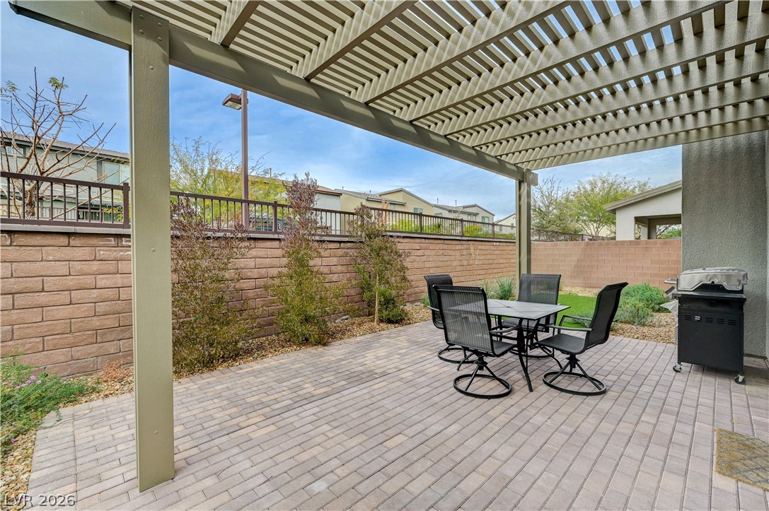6853 Desert Finch Street Property Photo 47