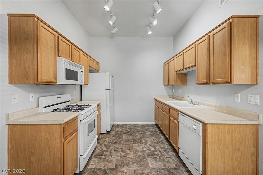3541 Desert Cliff Street 103 Property Photo 13