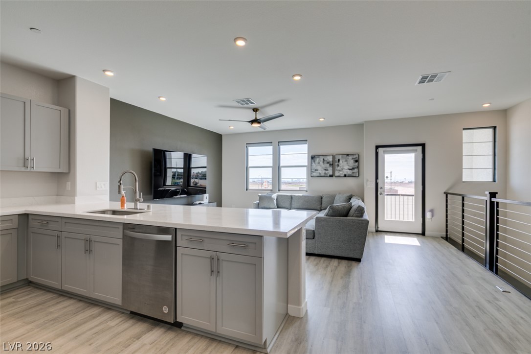 5618 Beguiling Falls Street Property Photo 1