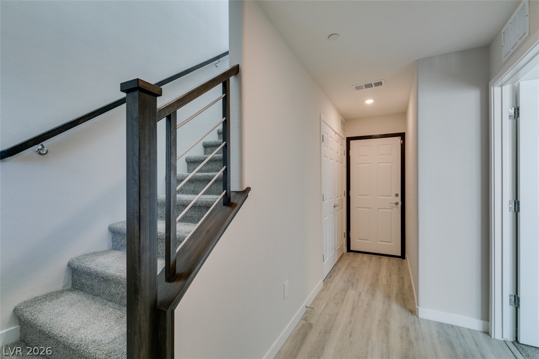 5618 Beguiling Falls Street Property Photo 3
