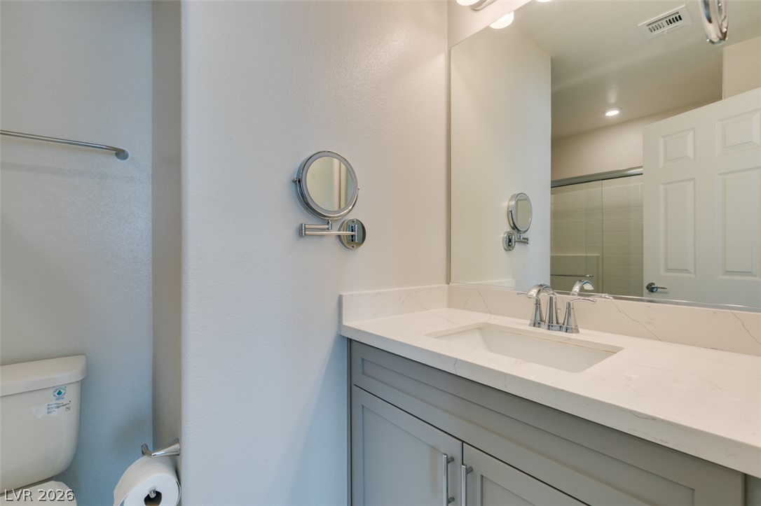 5618 Beguiling Falls Street Property Photo 5