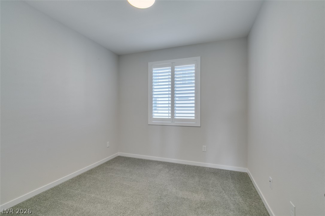 5618 Beguiling Falls Street Property Photo 11