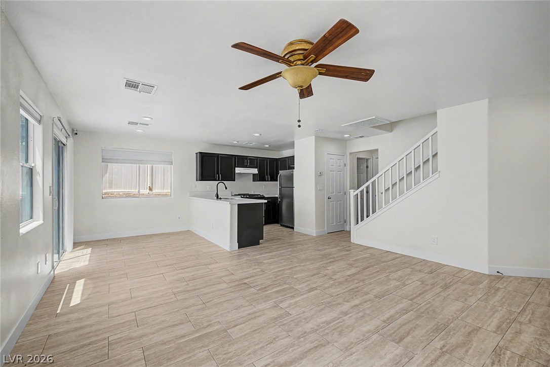 8168 New Leaf Avenue Property Photo 6