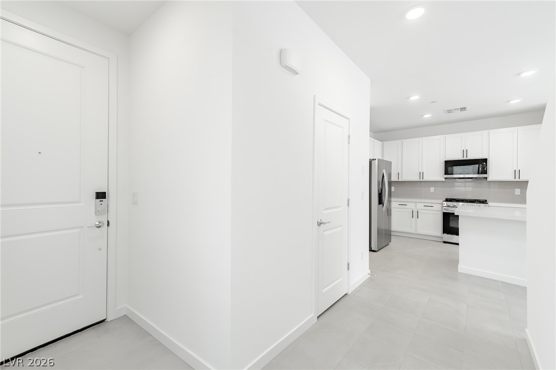 873 Camargo Street Property Photo 4