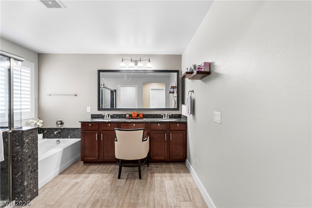 5627 Spanish Valor Road Property Photo 20