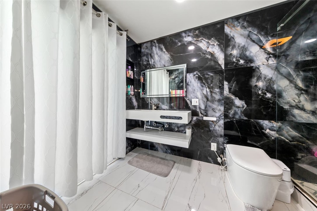 3969 Sorrento Way Property Photo 17
