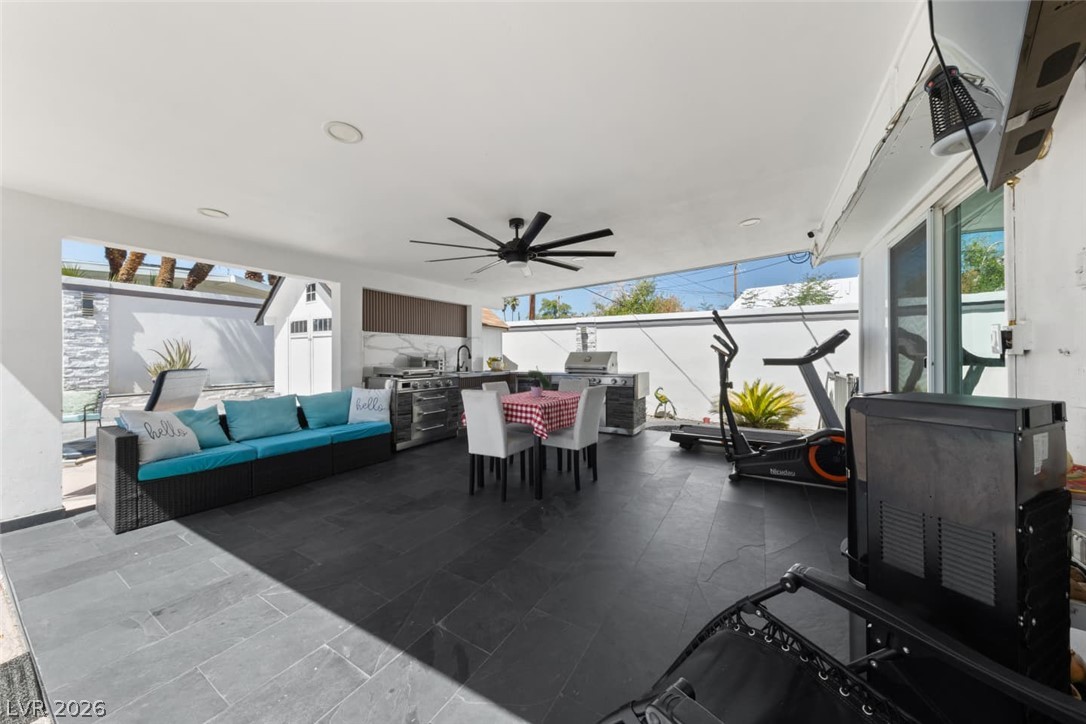3969 Sorrento Way Property Photo 23