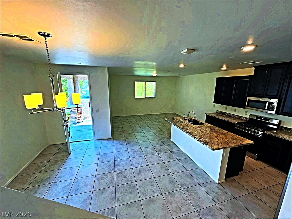 825 Spring Estates Avenue Property Photo 7