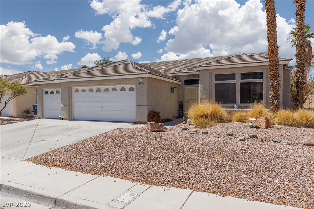 2357 Bridle Wreath Lane Property Photo 2