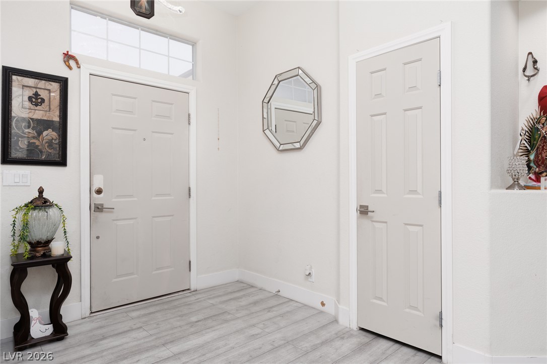 2357 Bridle Wreath Lane Property Photo 5