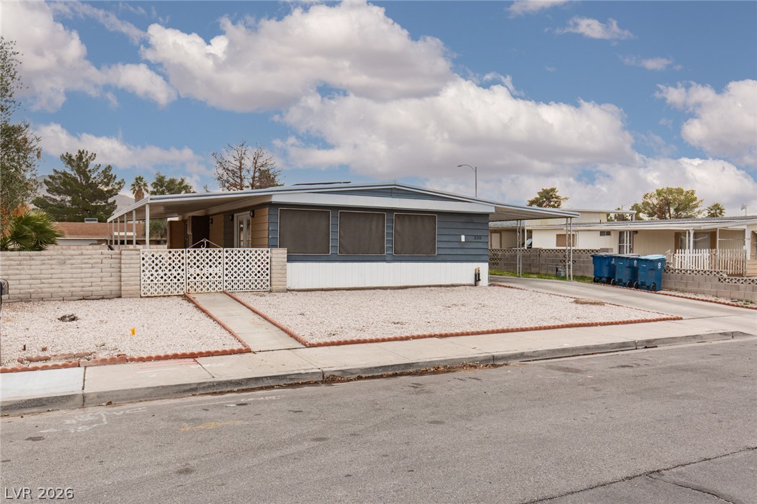 330 Sir Richard East Drive Property Photo 2