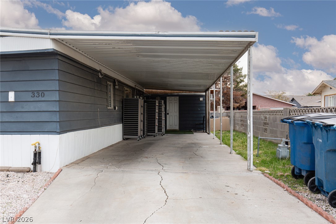 330 Sir Richard East Drive Property Photo 4