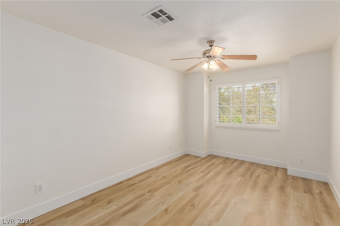 861 Vegas Valley Drive Property Photo 25