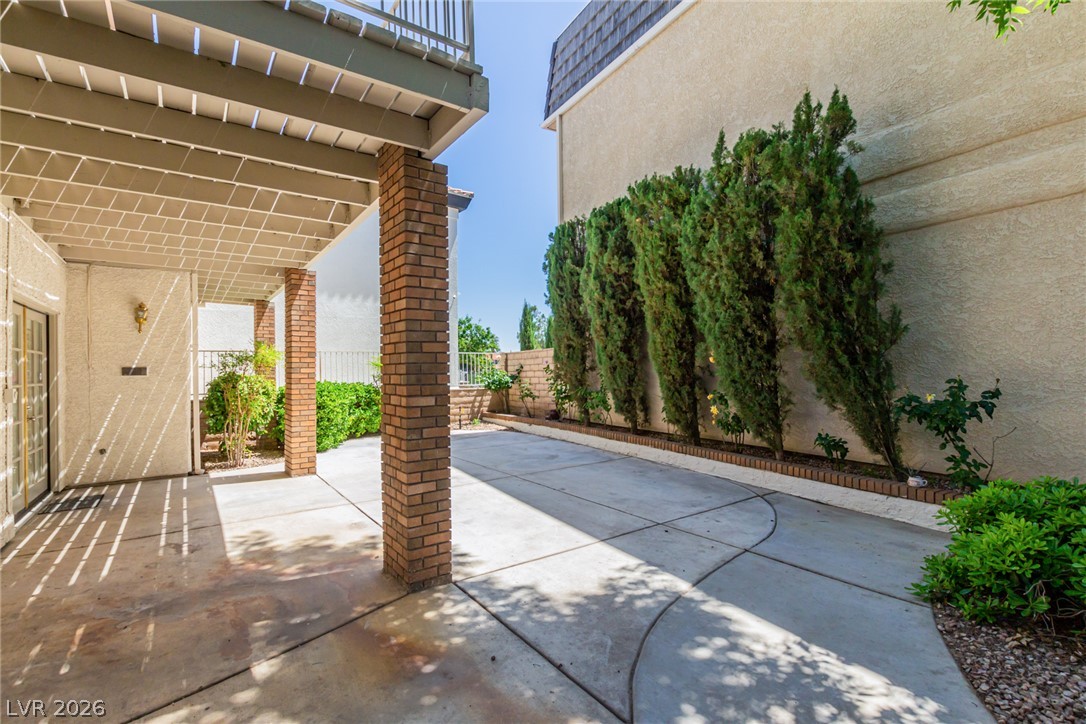 861 Vegas Valley Drive Property Photo 37