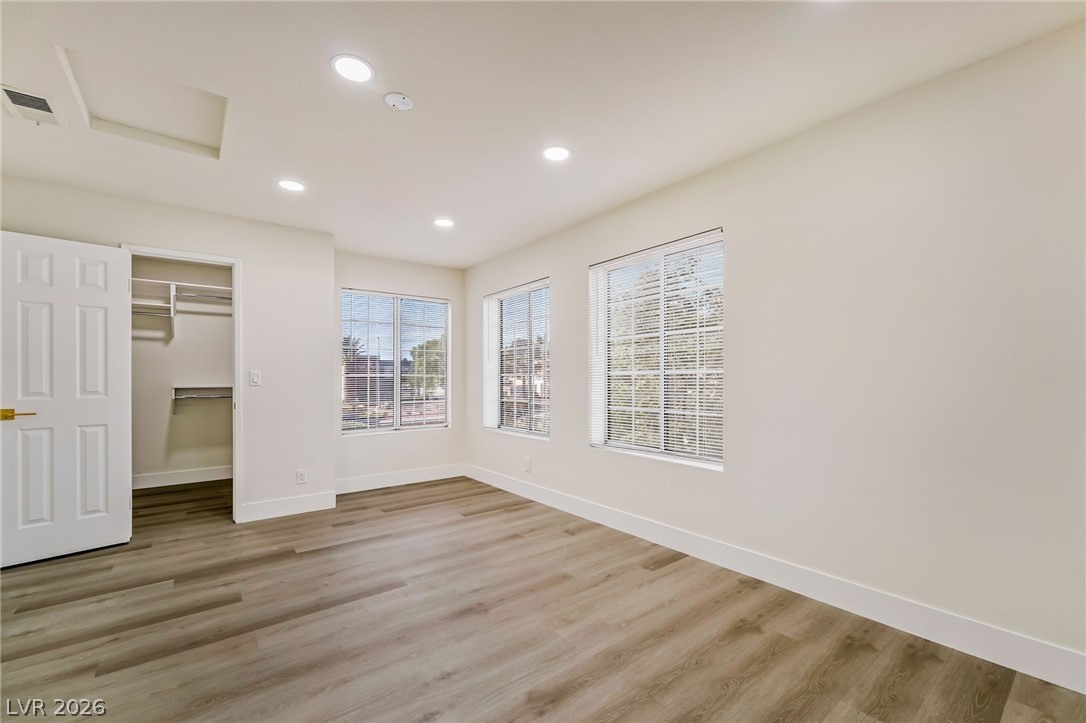 2200 South Fort Apache Road 2073 Property Photo 16