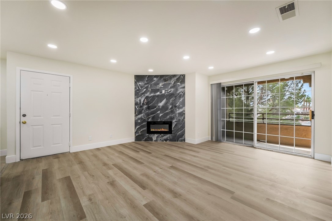 2200 South Fort Apache Road 2073 Property Photo 19