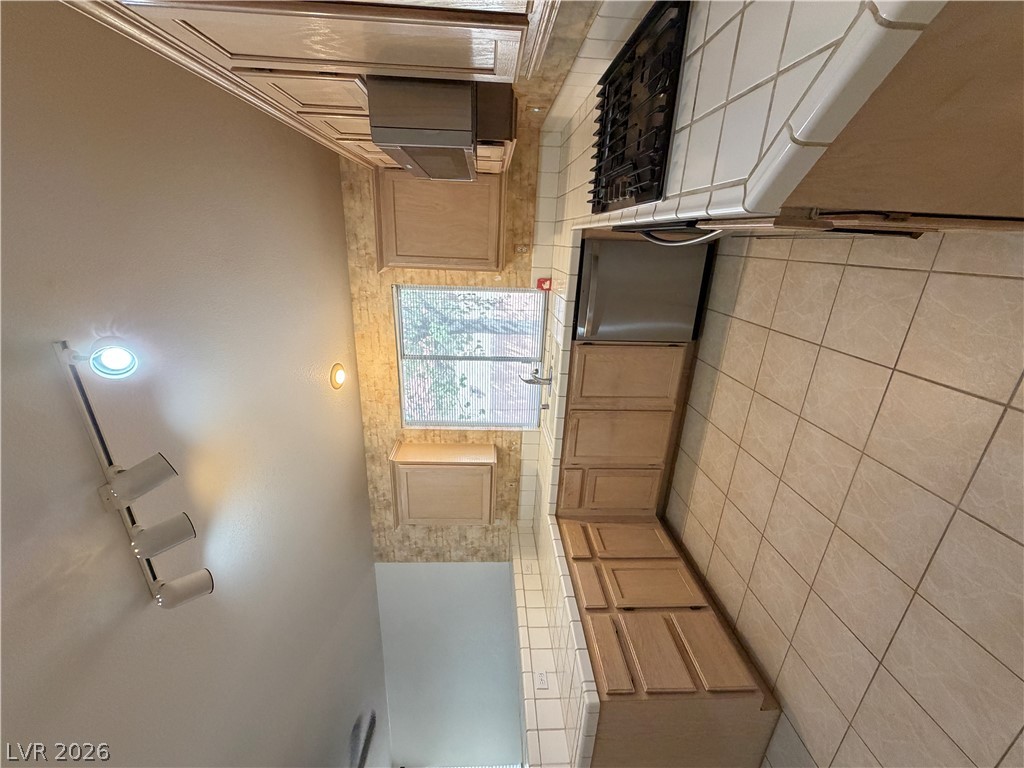 8164 Sedona Sunset Drive Property Photo 4