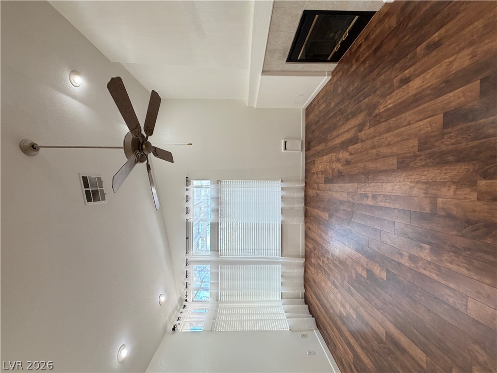 8164 Sedona Sunset Drive Property Photo 10