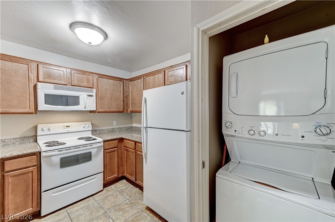 2810000 Property Photo 6