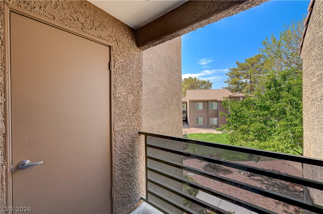 2810000 Property Photo 12