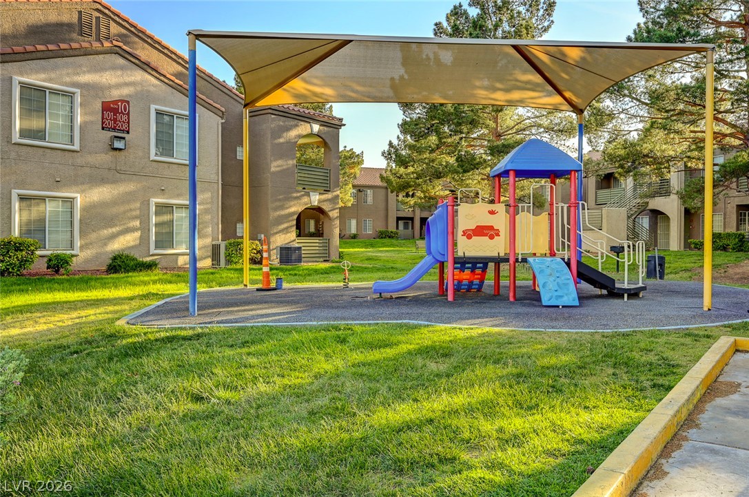 2810000 Property Photo 13