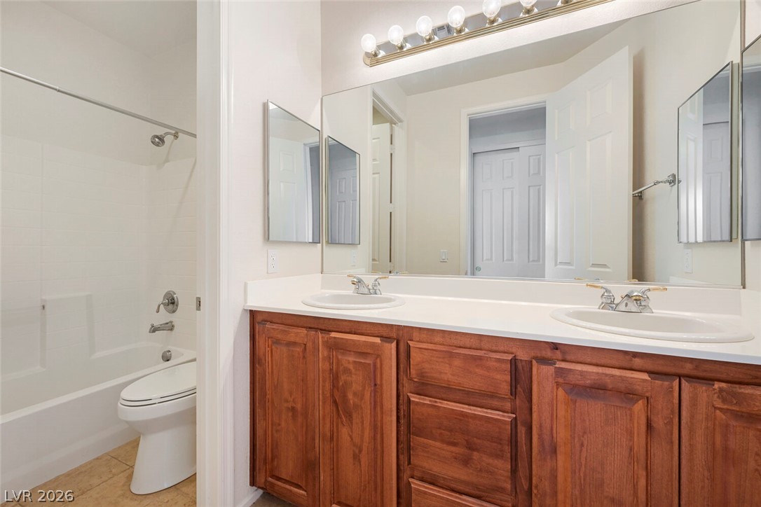 5736 Baronese Street Property Photo 47