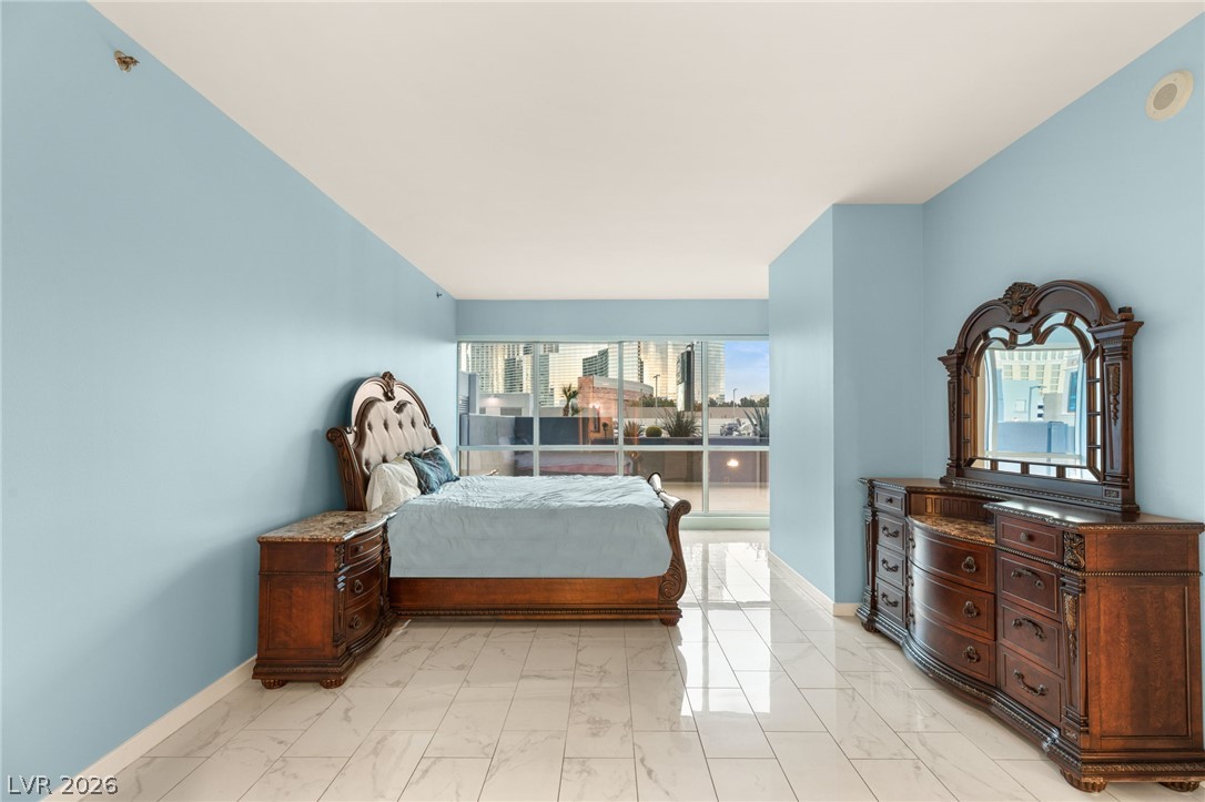 4525 Dean Martin Drive 409 Property Photo 18
