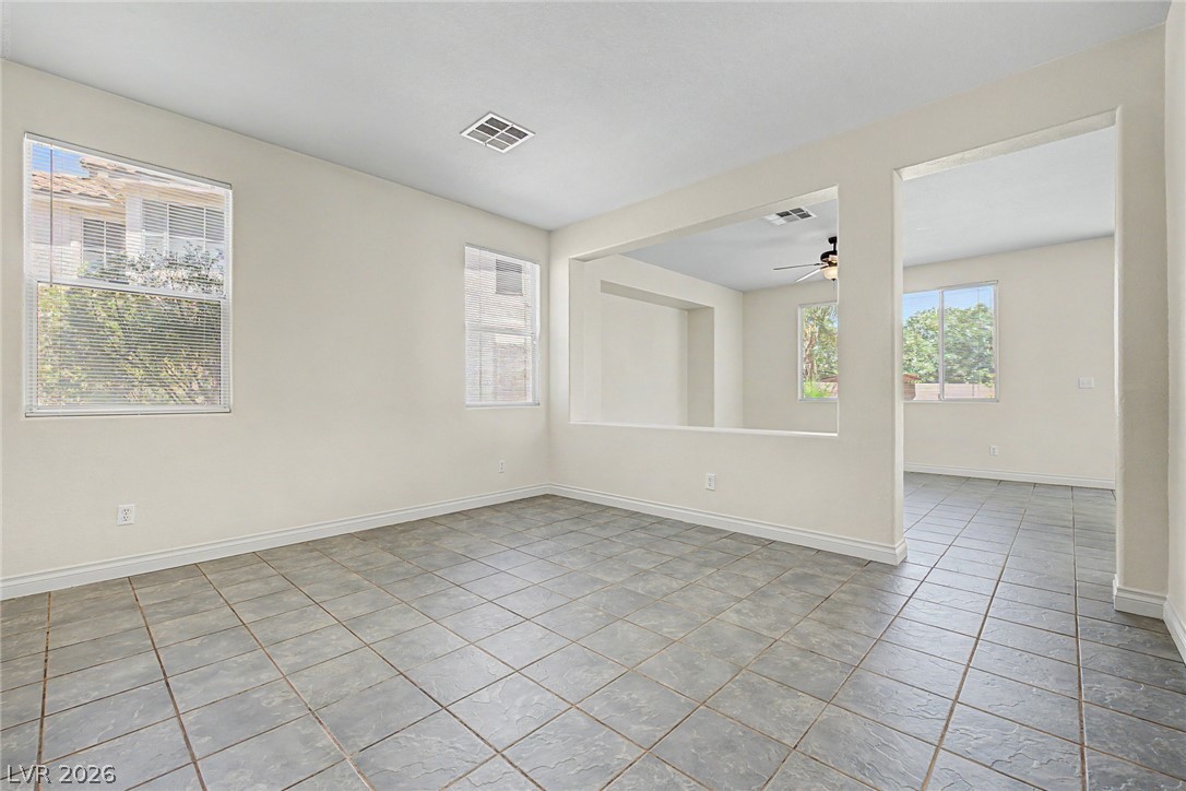 2392 Predera Avenue Property Photo 6