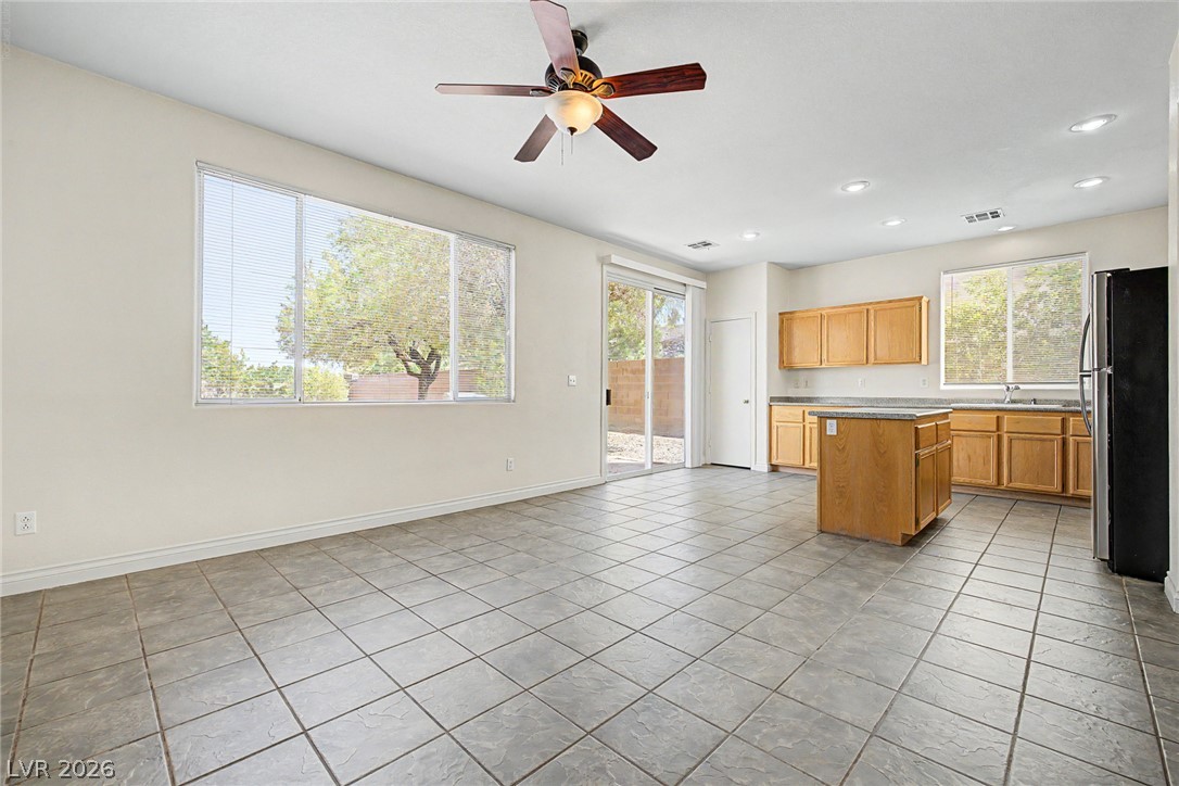 2392 Predera Avenue Property Photo 10