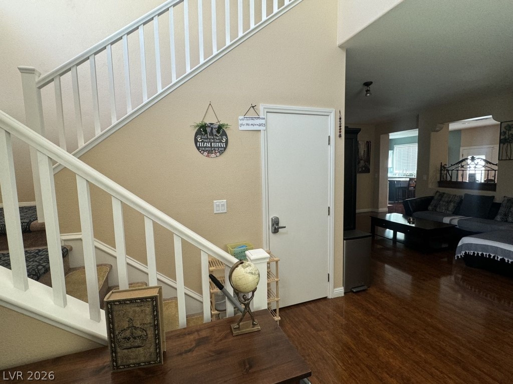 9695 Ridgebluff Avenue Property Photo 3