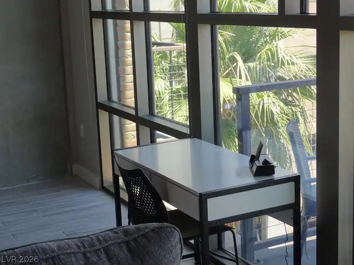2810018 Property Photo 8
