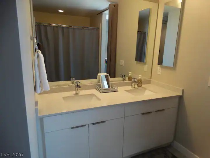 2810018 Property Photo 10
