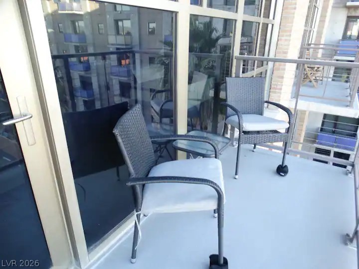 2810018 Property Photo 12