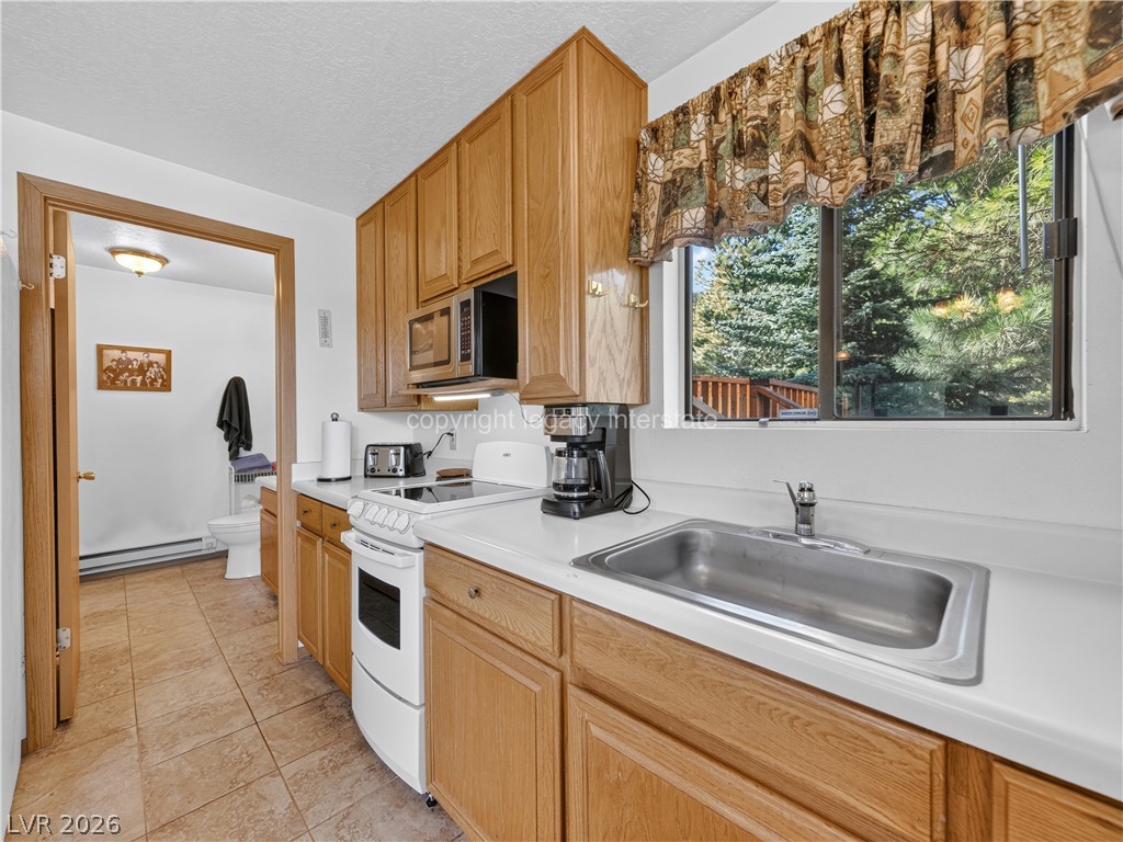 651 East Aspen Meadow Drive Property Photo 15