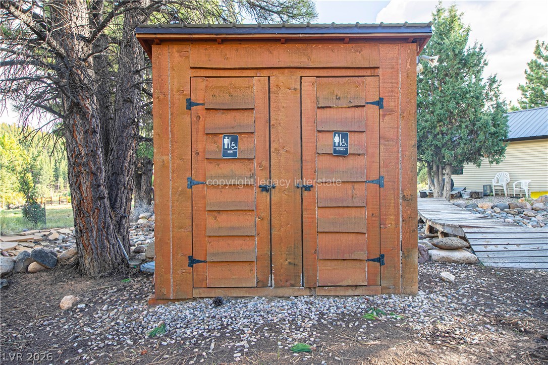 651 East Aspen Meadow Drive Property Photo 46
