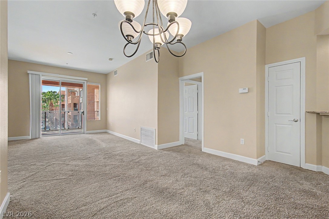 51 East Agate Avenue 402 Property Photo 5