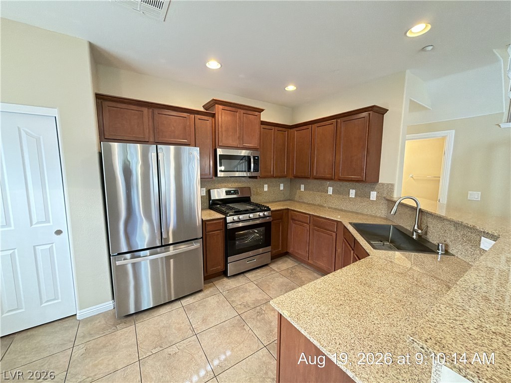 2327 Koho Drive 102 Property Photo 6