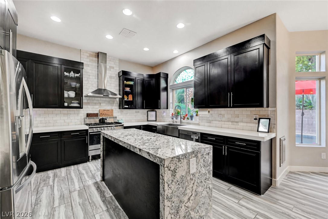 9817 Edgeview Place Property Photo 18