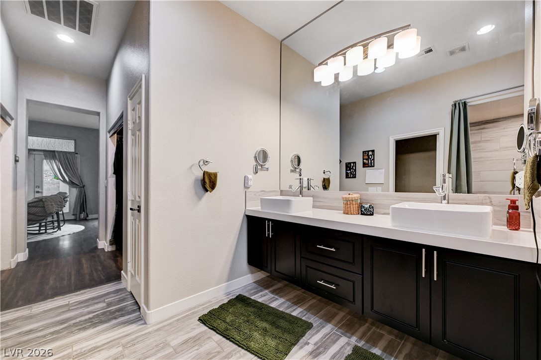 9817 Edgeview Place Property Photo 36