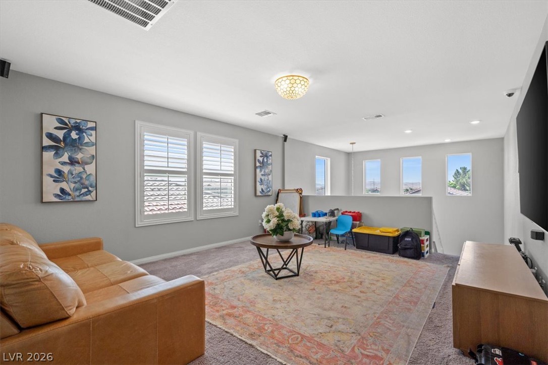 7014 Solano Canyon Avenue Property Photo 14