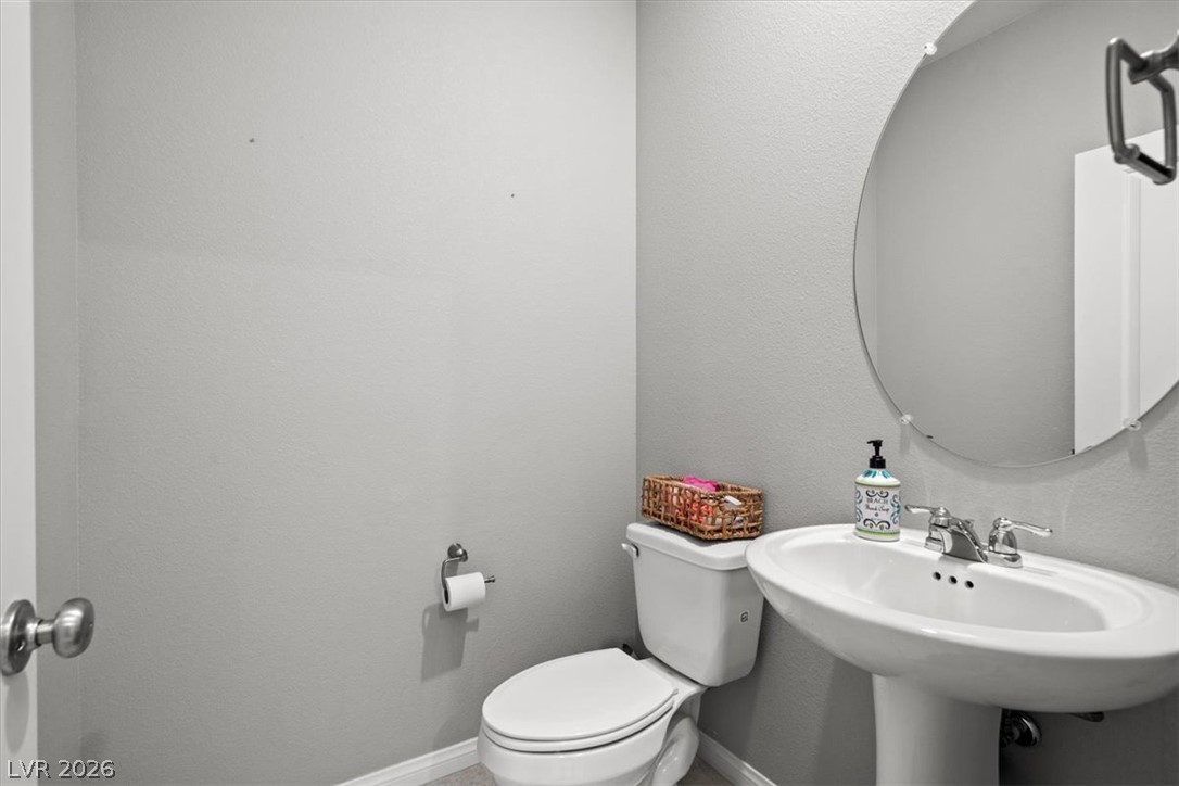 7014 Solano Canyon Avenue Property Photo 24