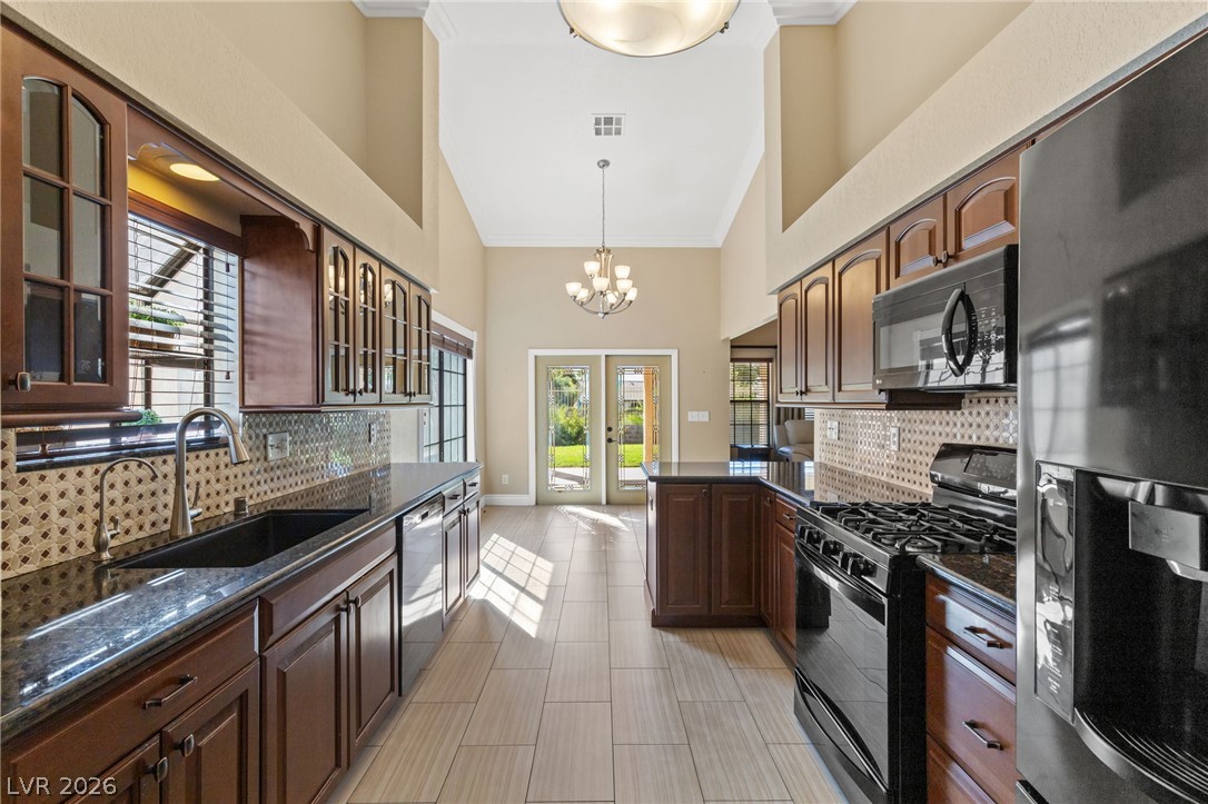 5128 Linkside Drive Property Photo 13