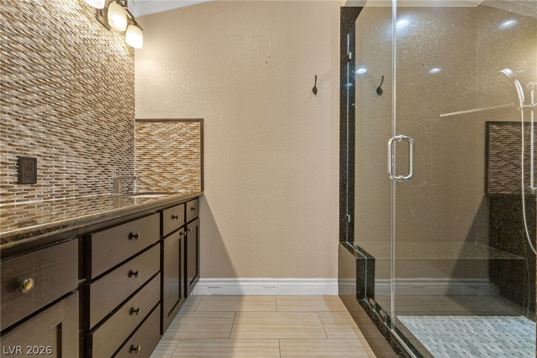 5128 Linkside Drive Property Photo 27
