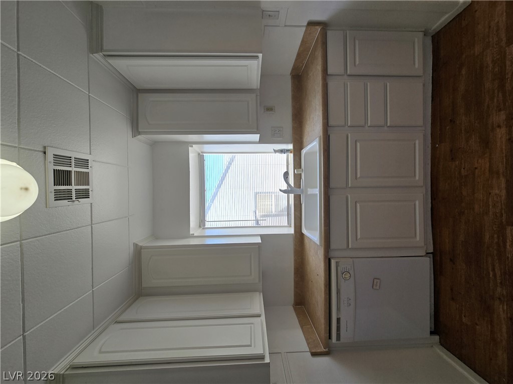 607 Avenue G Avenue Property Photo 12