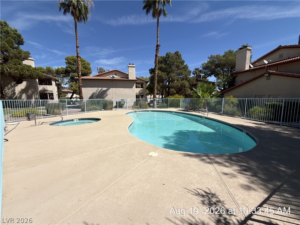 705 Rock Springs Drive 202 Property Photo 3