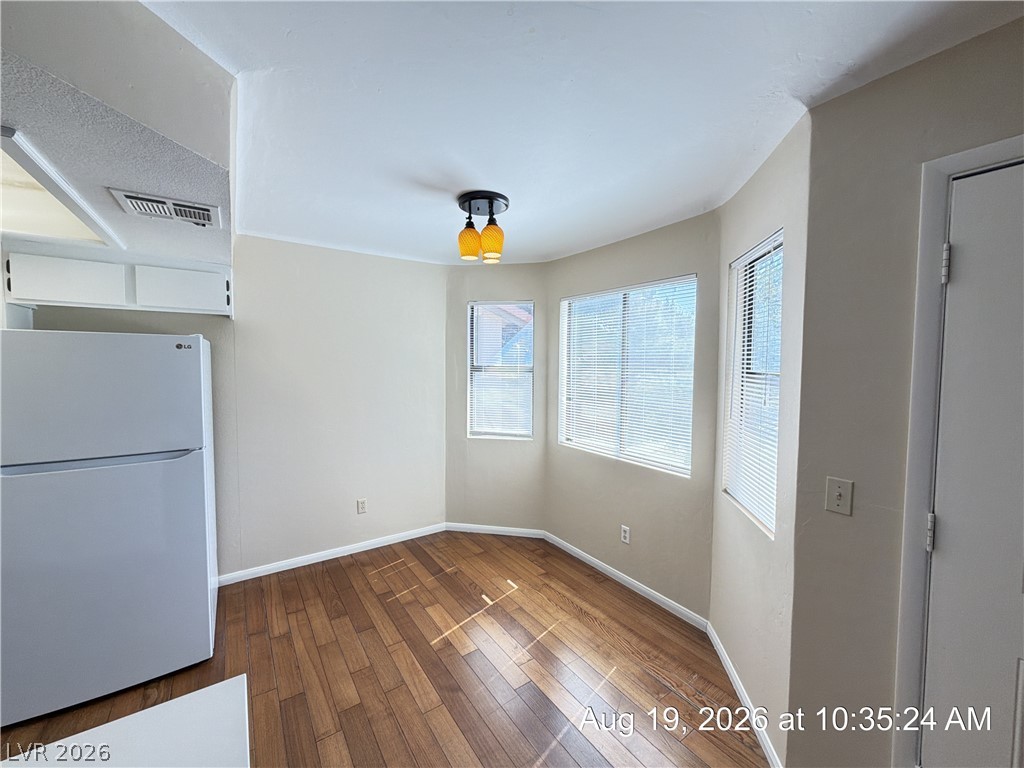 705 Rock Springs Drive 202 Property Photo 8
