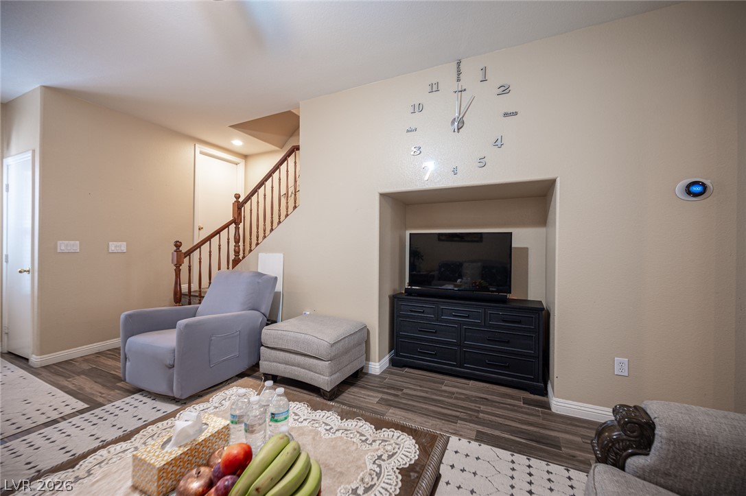 6882 Bronze Meadow Avenue Property Photo 12