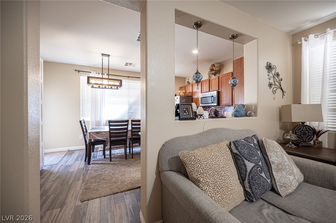 6882 Bronze Meadow Avenue Property Photo 14