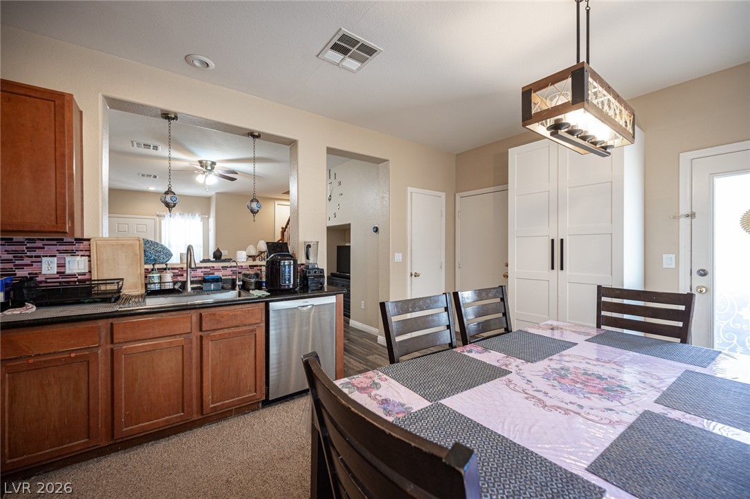 6882 Bronze Meadow Avenue Property Photo 20